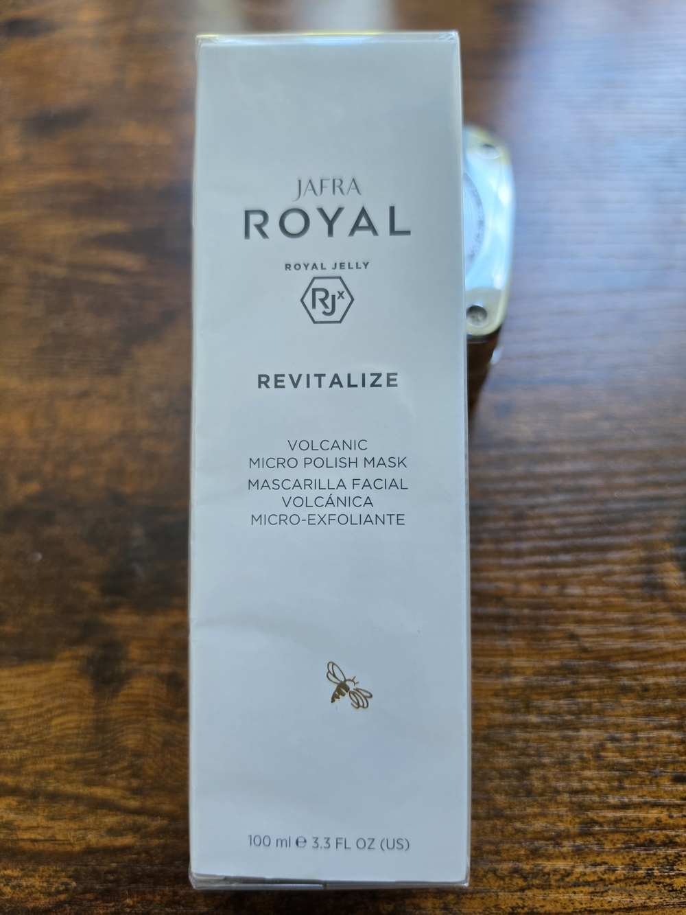 Jafra Royal Revitalize Volcanic Micro Polish Mask - White